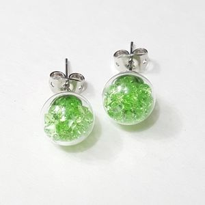 2 pairs of beautiful earrings 😍 Free cute boxes and ribbons.